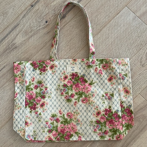 Sezane Floral Summer Totebag. Pink - Picture 4 of 7